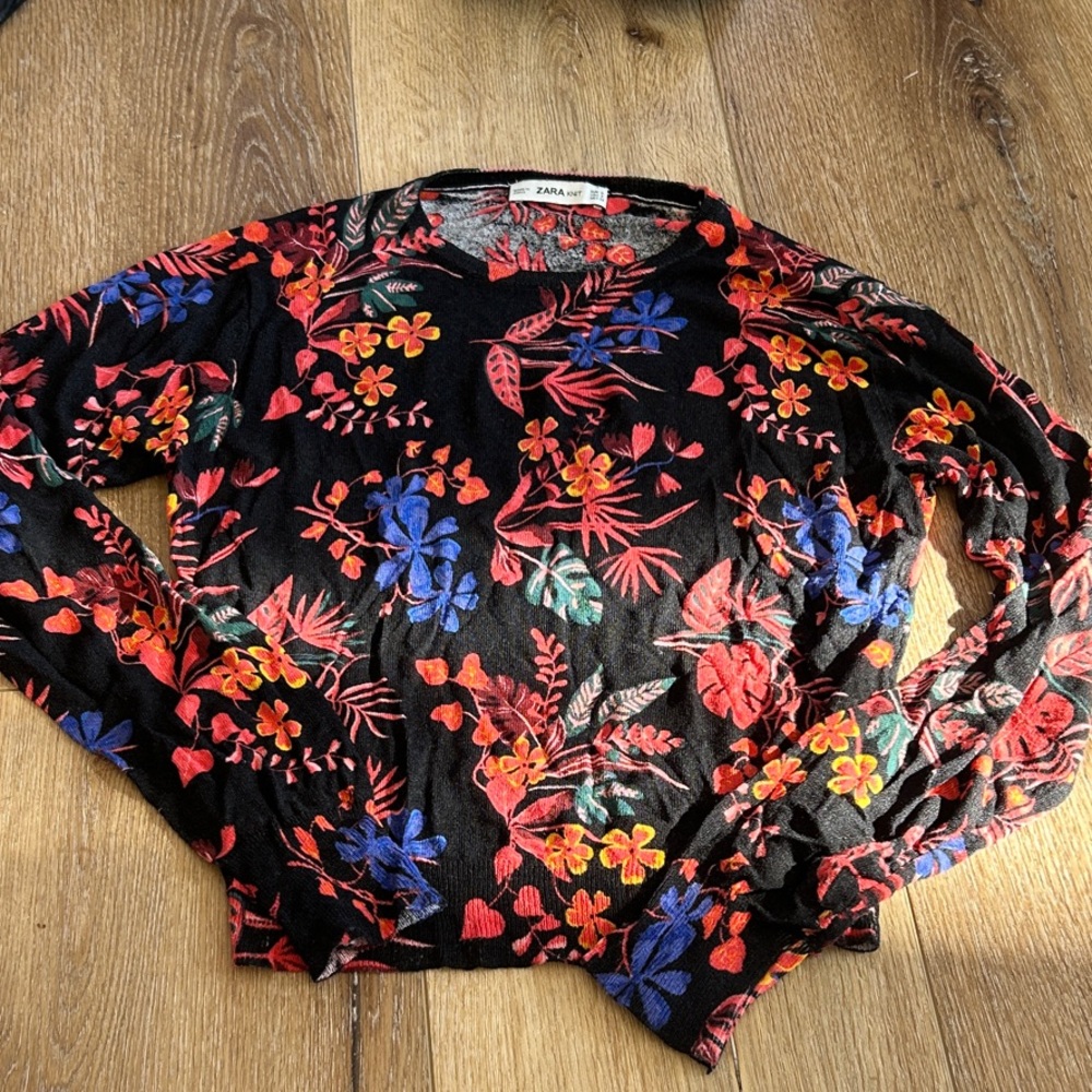 Zara Knit Black Sweater with Fall Red, Blue & Yellow Floral Design, Size S